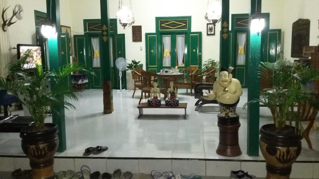 יוגיאקרטה Pendopo Andari Homestay מראה חיצוני תמונה