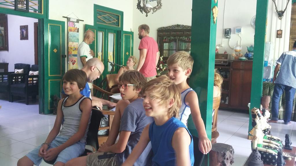 יוגיאקרטה Pendopo Andari Homestay מראה חיצוני תמונה