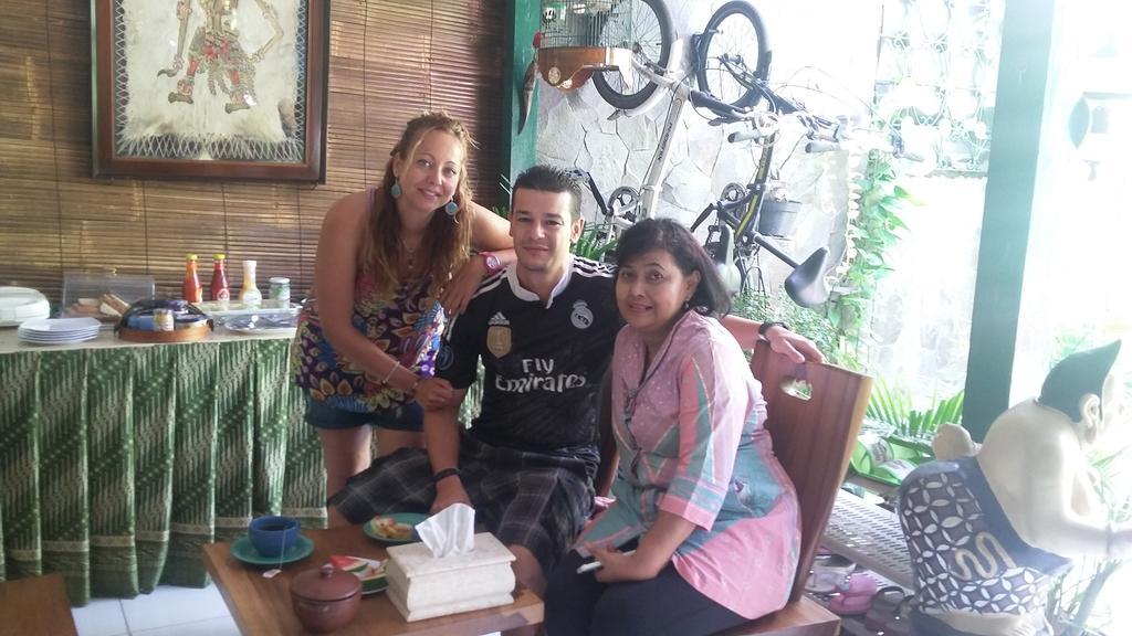 יוגיאקרטה Pendopo Andari Homestay מראה חיצוני תמונה