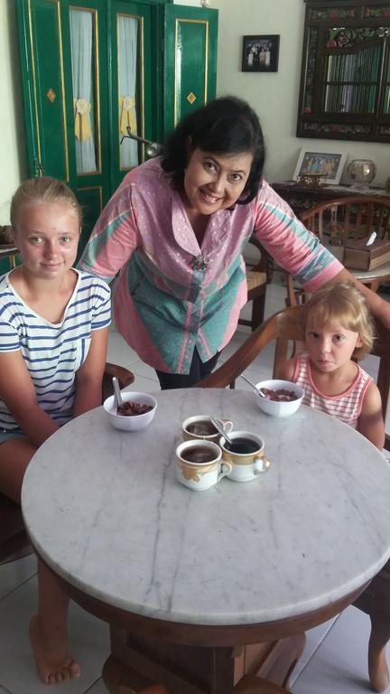 יוגיאקרטה Pendopo Andari Homestay מראה חיצוני תמונה