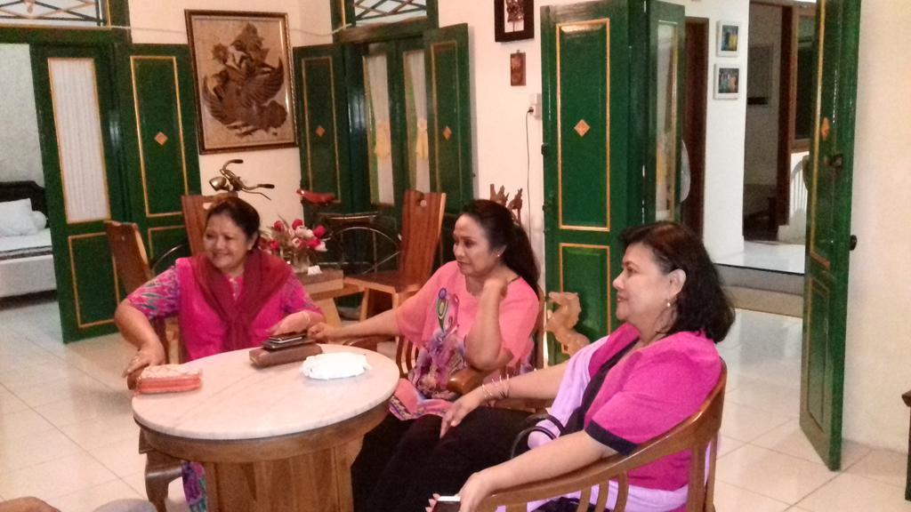 יוגיאקרטה Pendopo Andari Homestay מראה חיצוני תמונה