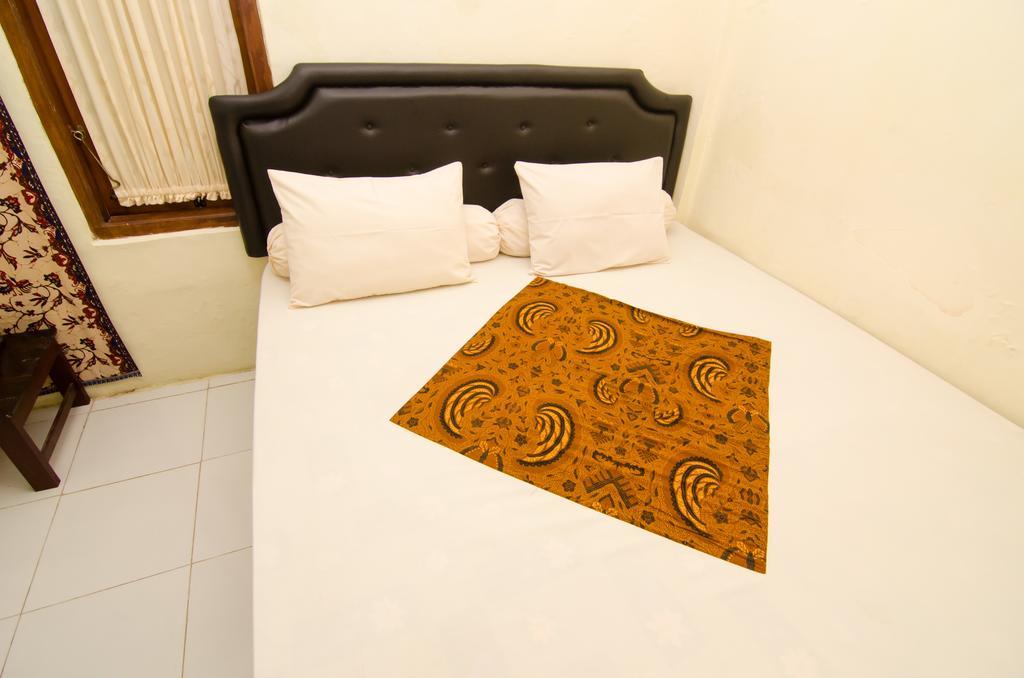יוגיאקרטה Pendopo Andari Homestay מראה חיצוני תמונה