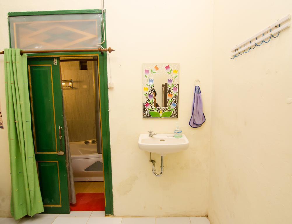 יוגיאקרטה Pendopo Andari Homestay מראה חיצוני תמונה