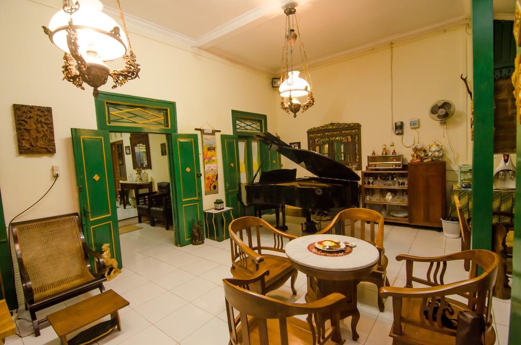 יוגיאקרטה Pendopo Andari Homestay מראה חיצוני תמונה