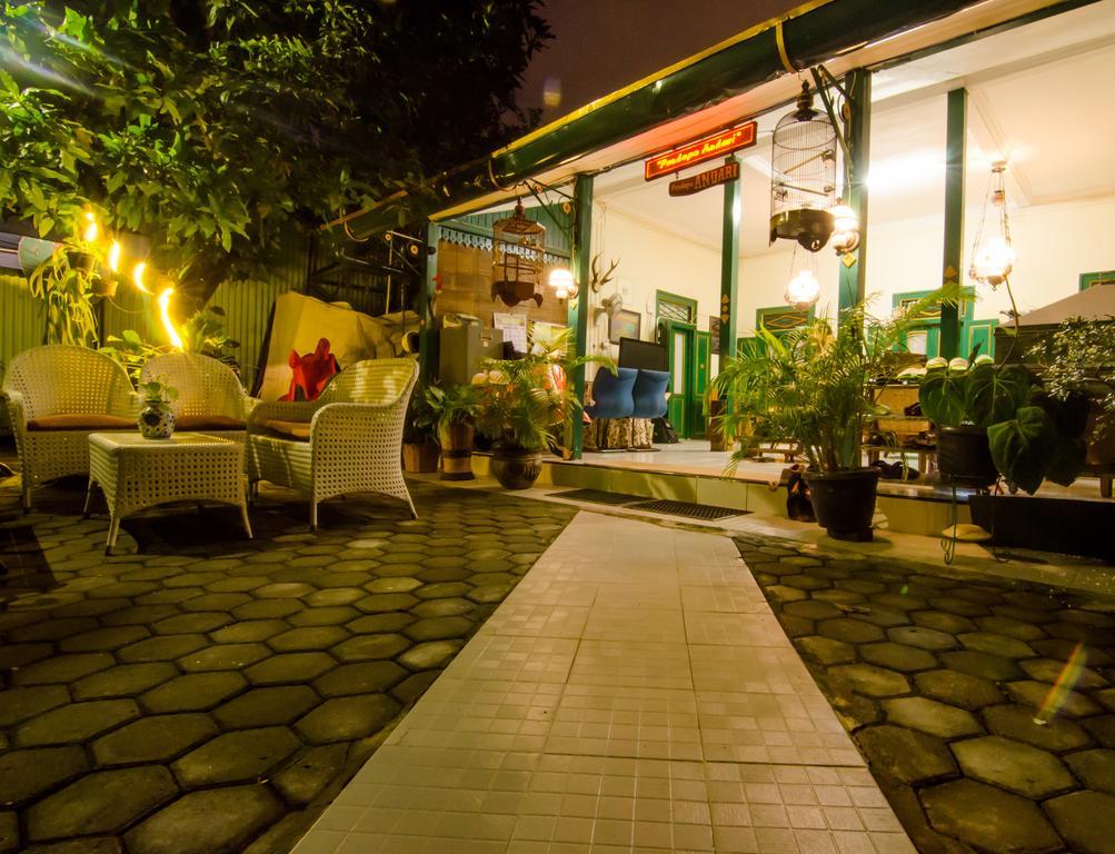 יוגיאקרטה Pendopo Andari Homestay מראה חיצוני תמונה