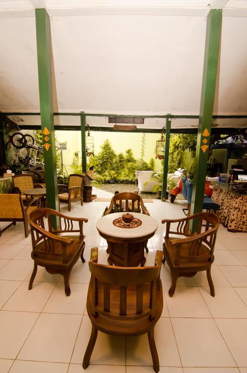 יוגיאקרטה Pendopo Andari Homestay מראה חיצוני תמונה